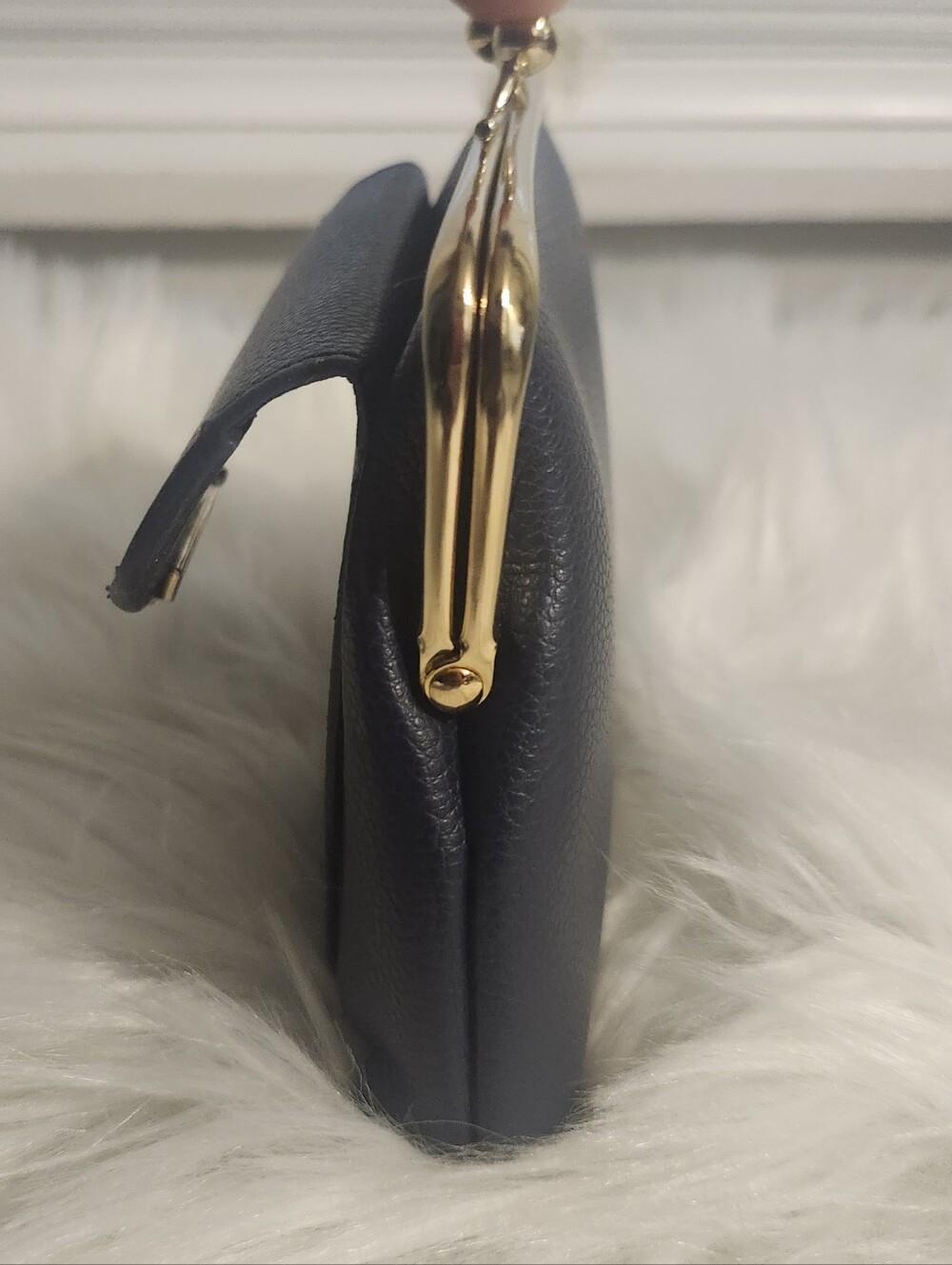 SOLD‼️ - Classic Navy Blue Leather Kiss Lock Coin Purse/ Wallet - Picture 6 of 8